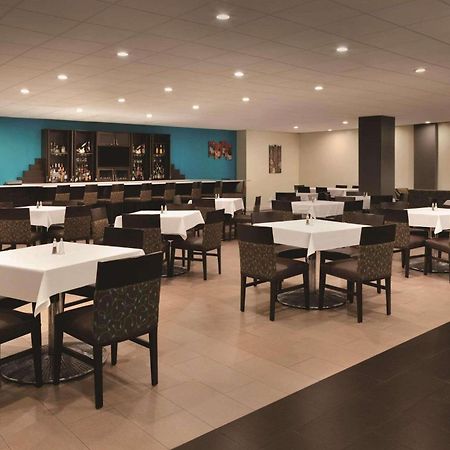 Radisson Hotel Charlotte Airport Екстер'єр фото