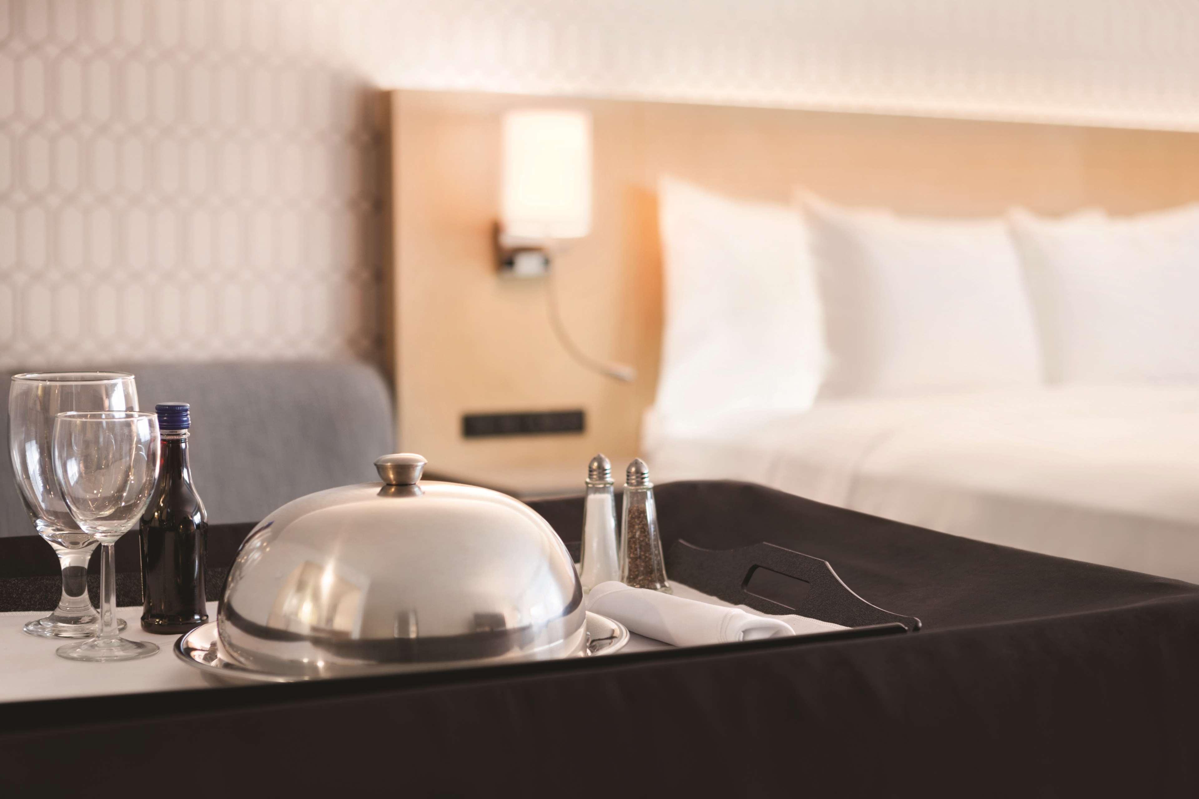 Radisson Hotel Charlotte Airport Екстер'єр фото